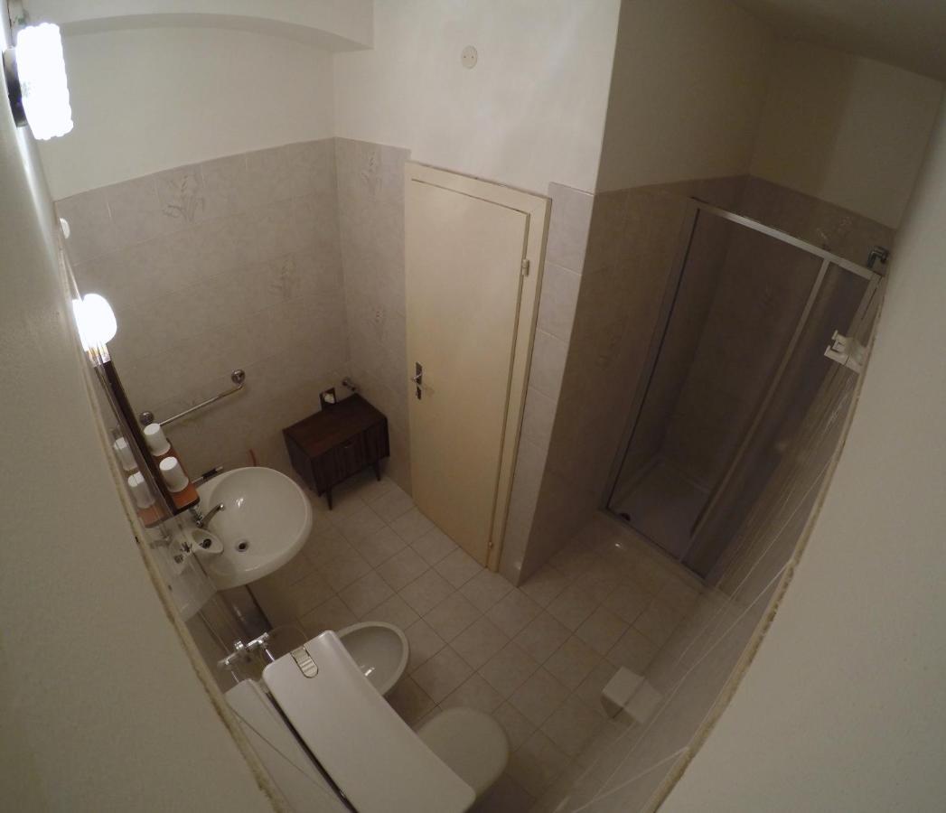 Residence Catullo Bezzecca Ngoại thất bức ảnh