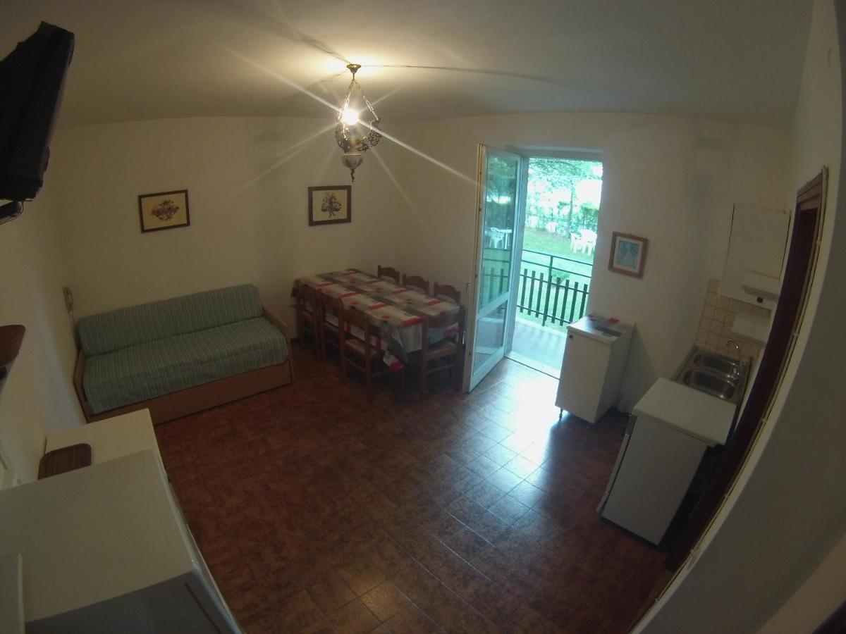Residence Catullo Bezzecca Ngoại thất bức ảnh